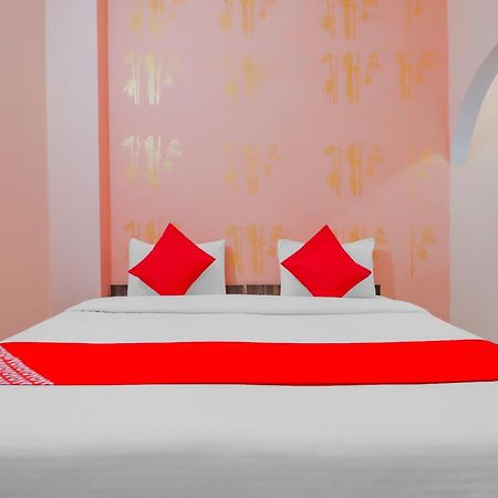 Hotel O Bhardwaj Guest House Garhi Harsaru ภายนอก รูปภาพ